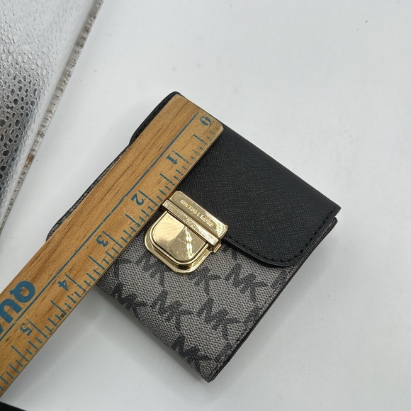 Michael Kors Bridgette Triflod Coin Case Wallet Black Gray Gold Logo Monogram - Picture 15 of 16